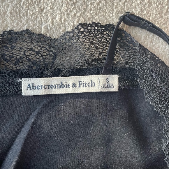 NWOT Black satin slip Abercrombie & Fitch small - Picture 5 of 6